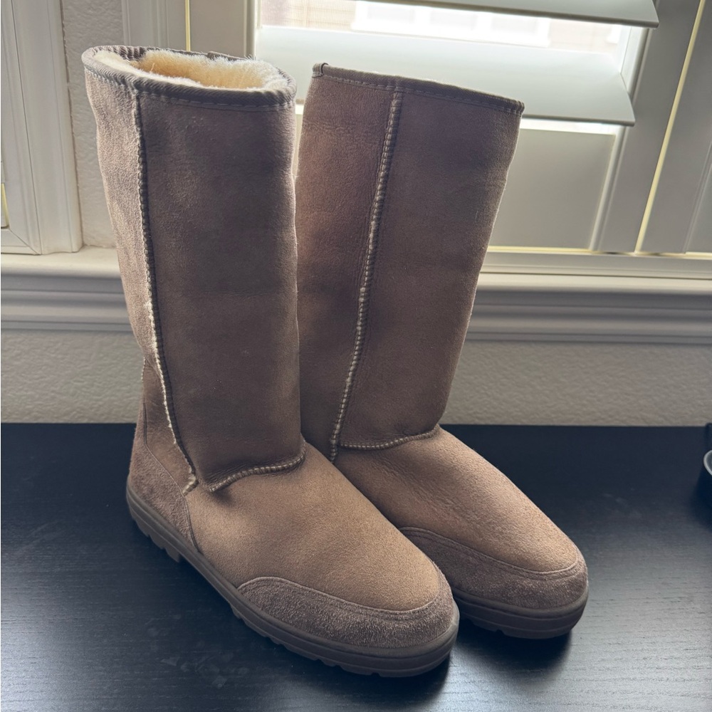 Cozy Ugg Brown Shearling Boots